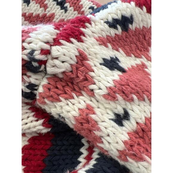 Abercrombie & Fitch Fair Isle Crewneck Ivory Red Blush Blue Sweater size Small - Picture 9 of 10